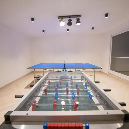 Villa Beachfront Sari With Private Swimming Pool *