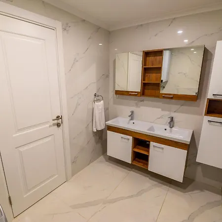 Beachfront Sari With Private Swimming Pool