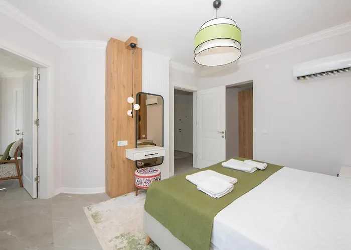 Villa Beachfront Sari Wıth Private Swimming Pool